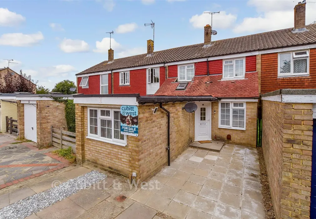 External (Web) - Corsletts Avenue, Broadbridge Heath, Horsham, West Sussex - Wards of Kent