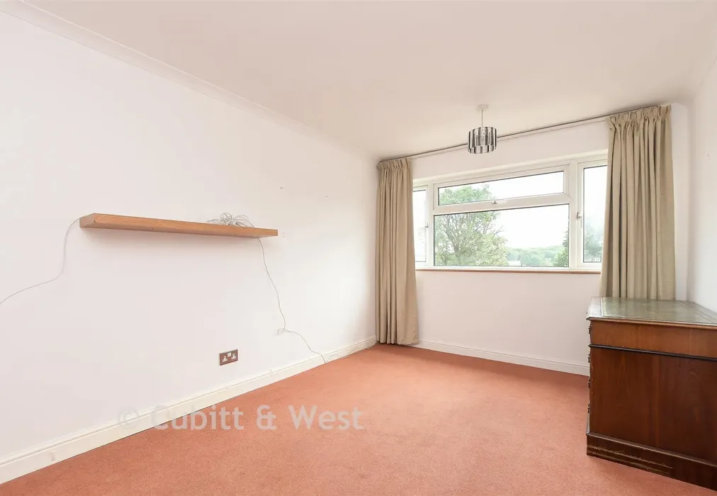Bedroom 2 - Rough Rew, Dorking, Surrey - Wards of Kent