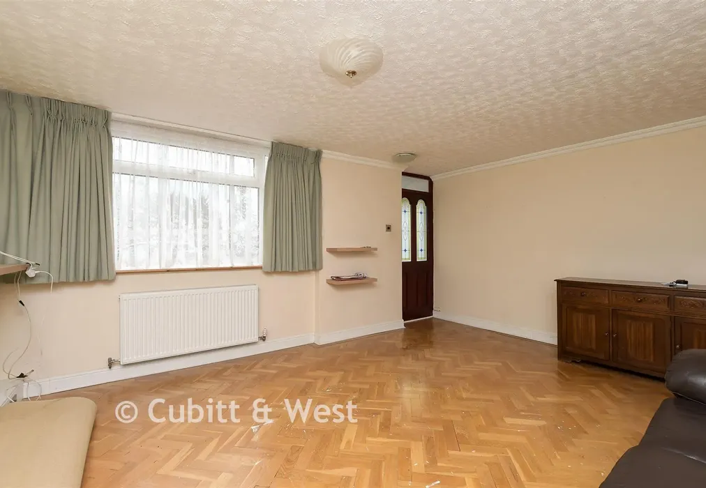 Lounge - Rough Rew, Dorking, Surrey - Wards of Kent