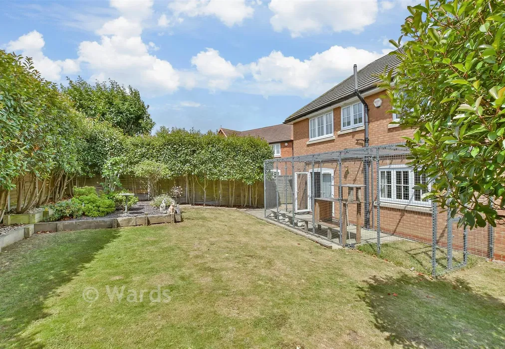 Rear Garden - Hustlings Drive, Eastchurch, Sheerness, Kent - Wards of Kent