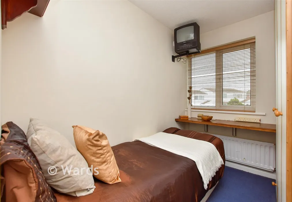 Bedroom 3 - Seasalter Close, Warden, Kent - Wards of Kent