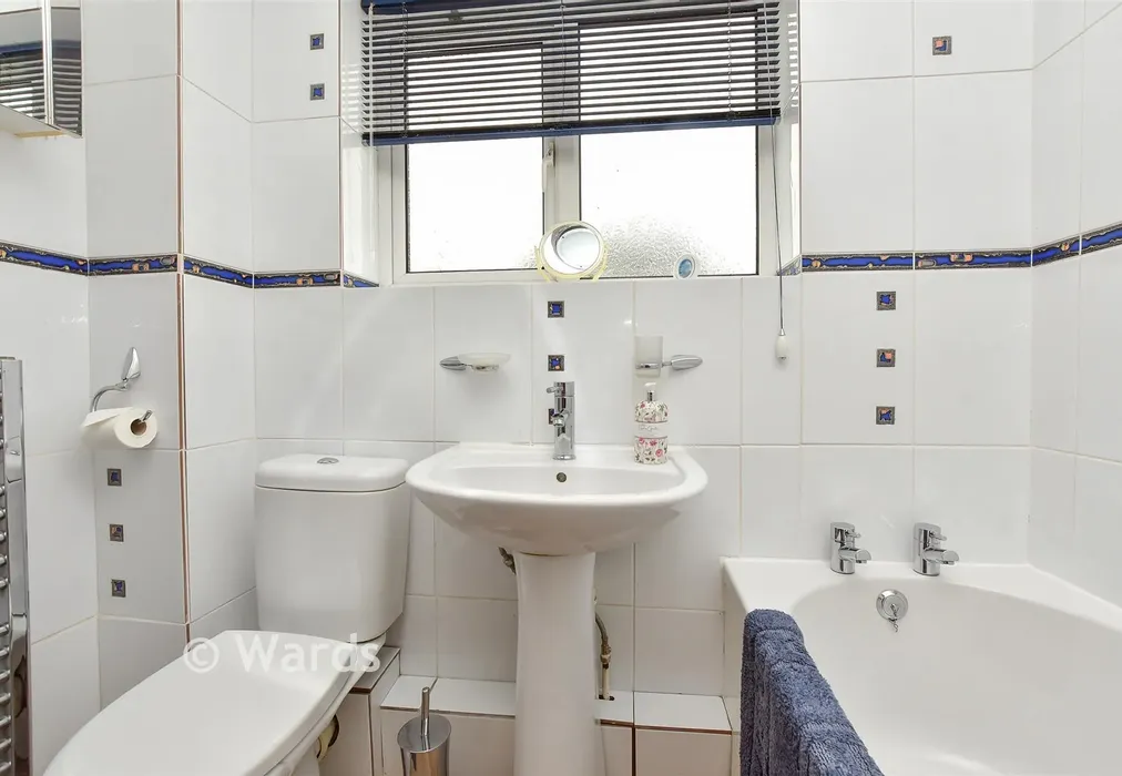 Bathroom - Seasalter Close, Warden, Kent - Wards of Kent