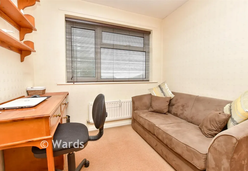 Bedroom 2 - Seasalter Close, Warden, Kent - Wards of Kent