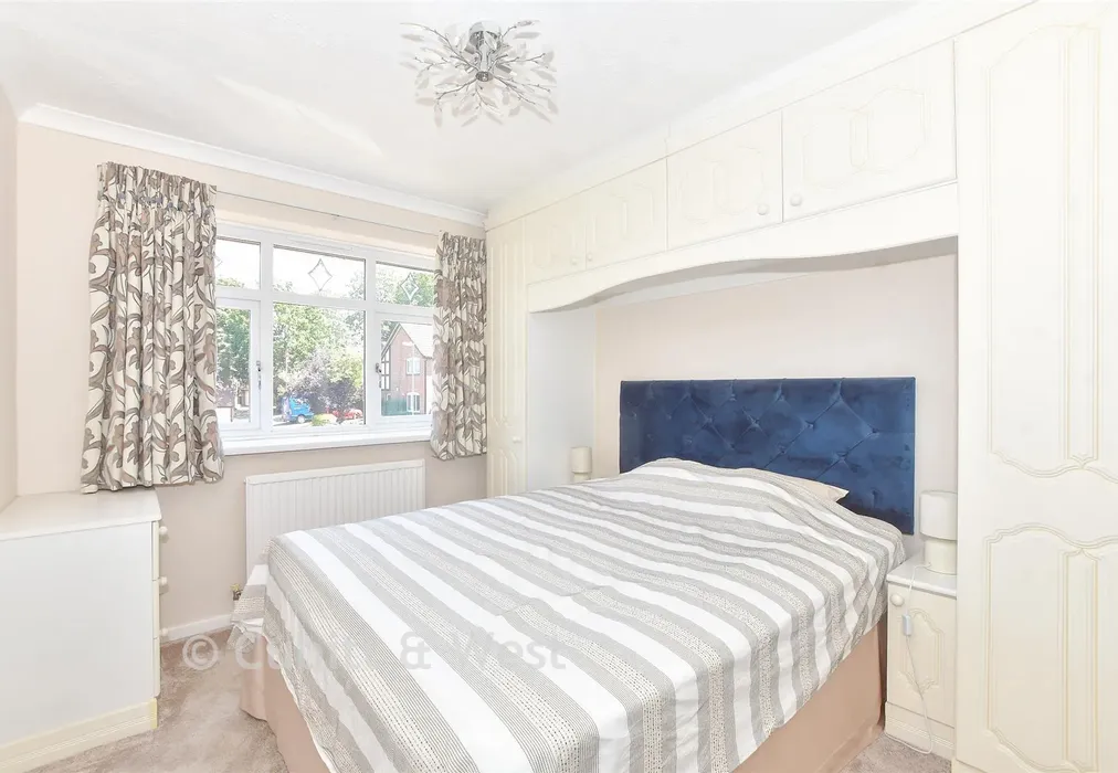 Bedroom 2 - Chilsdown Way, Waterlooville, Hampshire - Wards of Kent