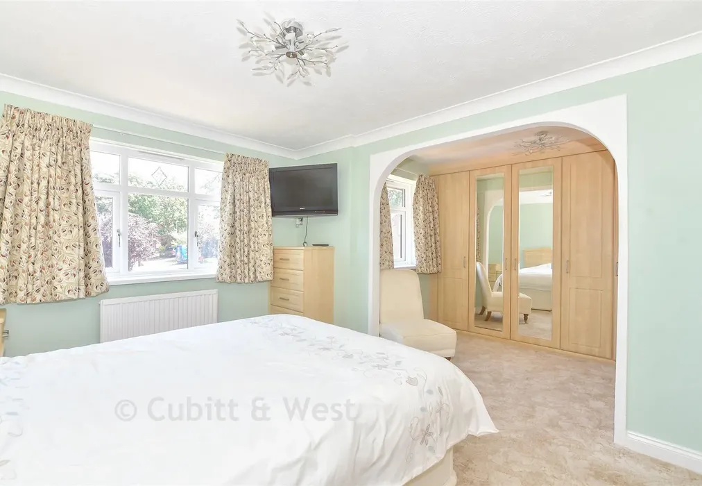 Bedroom 1 - Chilsdown Way, Waterlooville, Hampshire - Wards of Kent