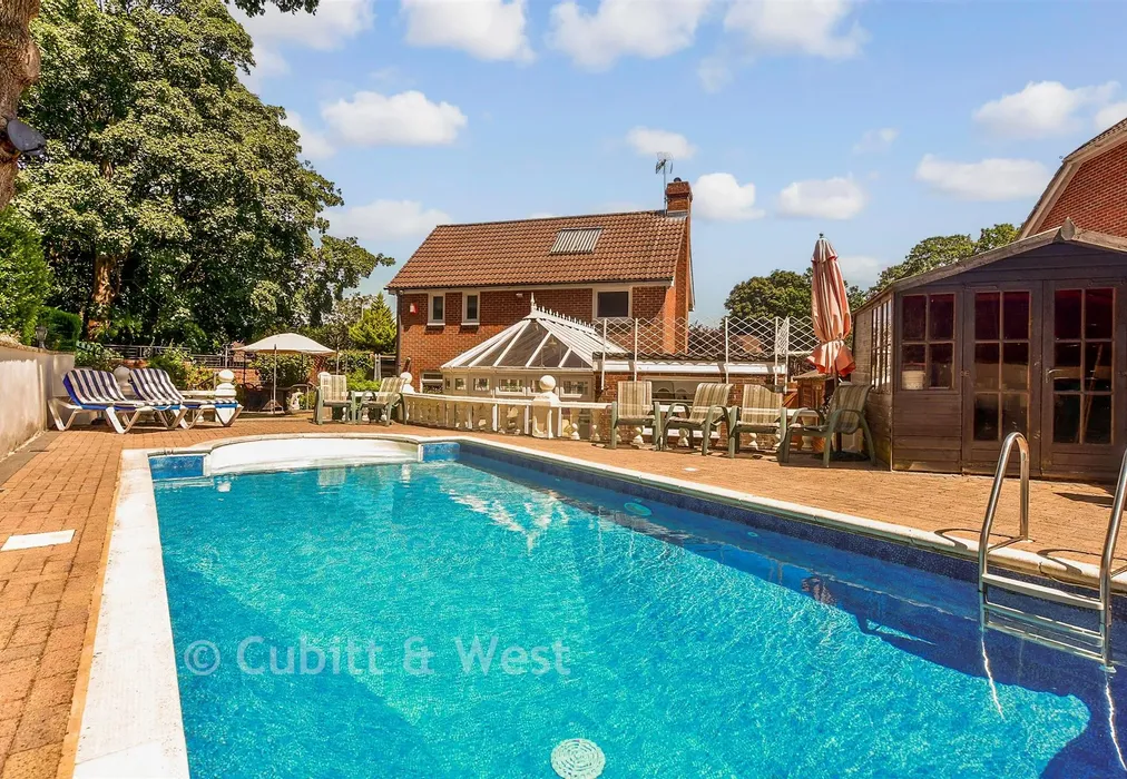 Swimming Pool - Chilsdown Way, Waterlooville, Hampshire - Wards of Kent