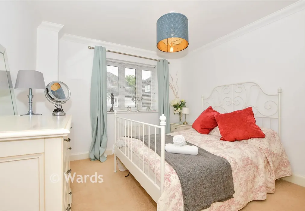 Bedroom 2 - Busbridge Close, East Malling, Kent - Wards of Kent