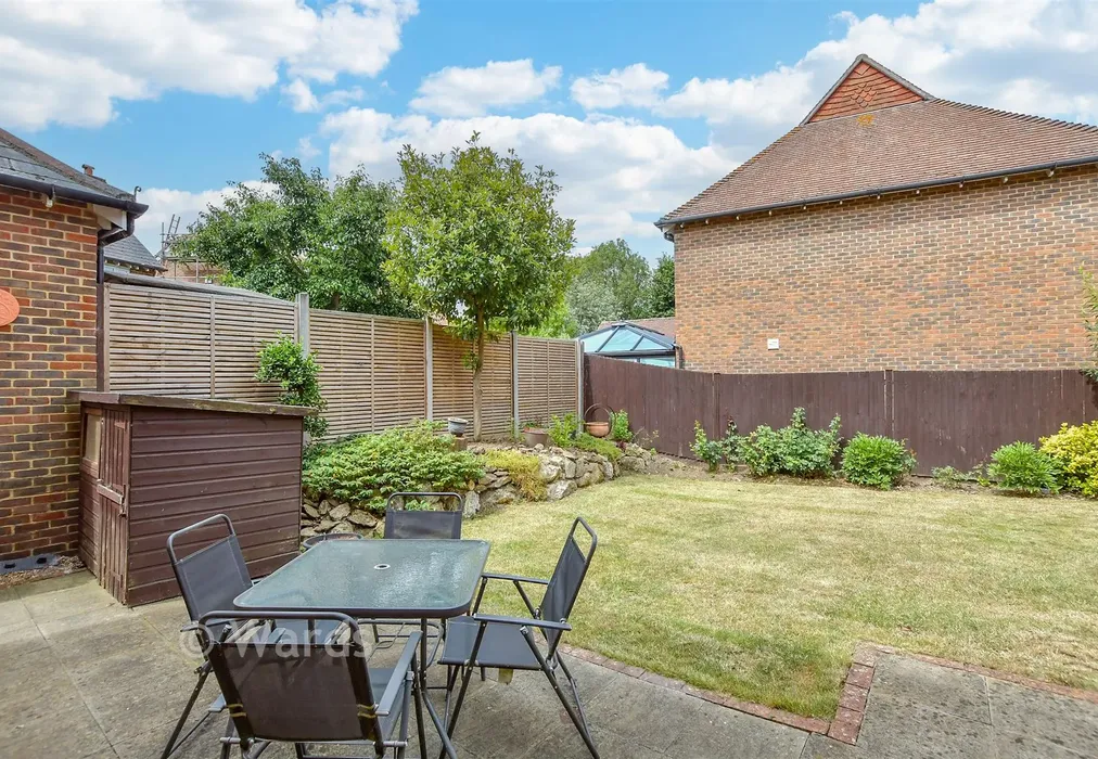 Rear Garden - Busbridge Close, East Malling, Kent - Wards of Kent