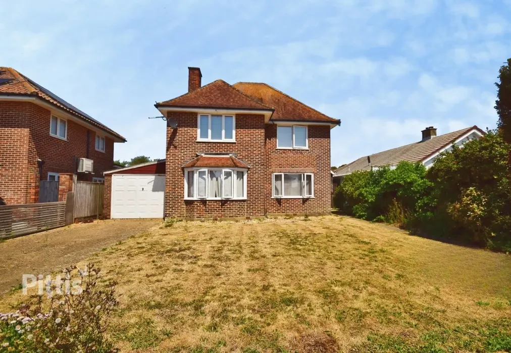  - Meadow Way Sandown PO36 - Wards of Kent