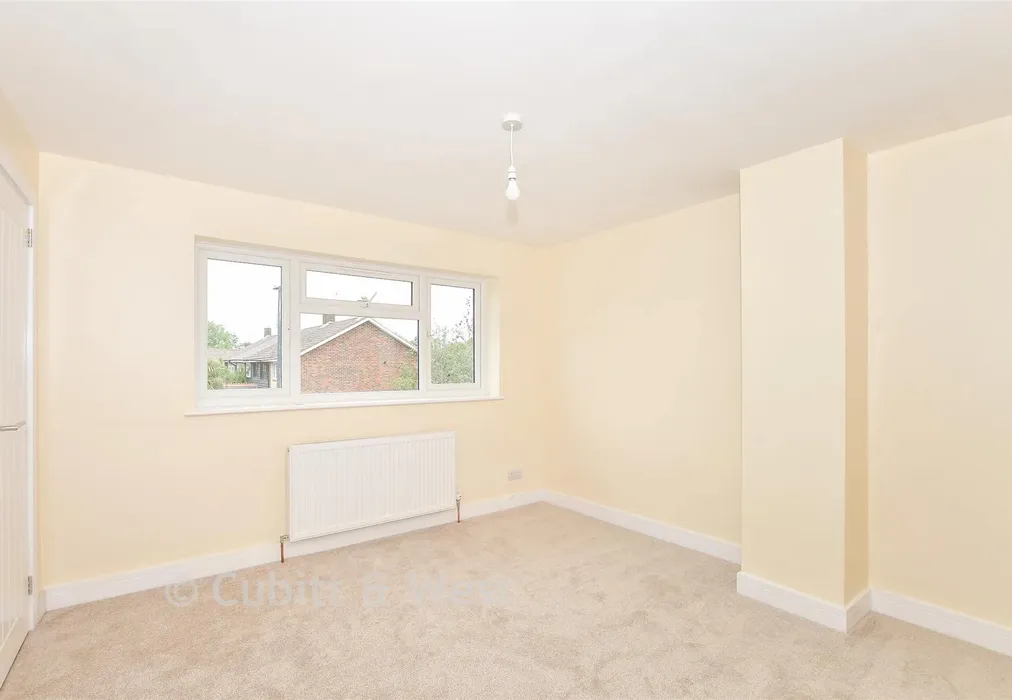 Bedroom 1 - Cuckmere Crescent, Crawley, West Sussex - Wards of Kent