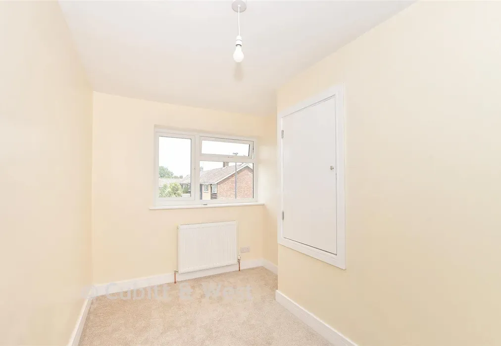 Bedroom 3 - Cuckmere Crescent, Crawley, West Sussex - Wards of Kent