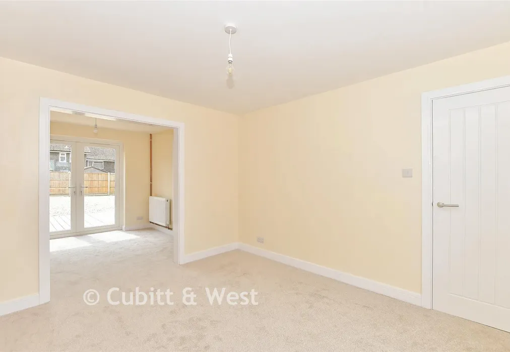 Lounge - Cuckmere Crescent, Crawley, West Sussex - Wards of Kent