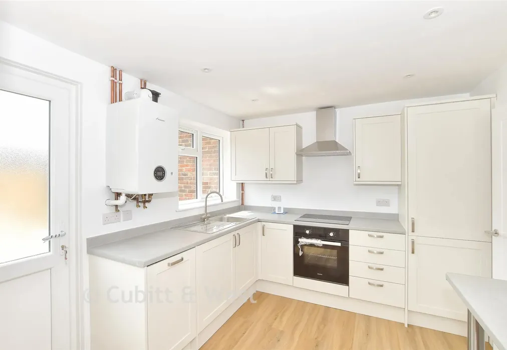 Kitchen - Cuckmere Crescent, Crawley, West Sussex - Wards of Kent