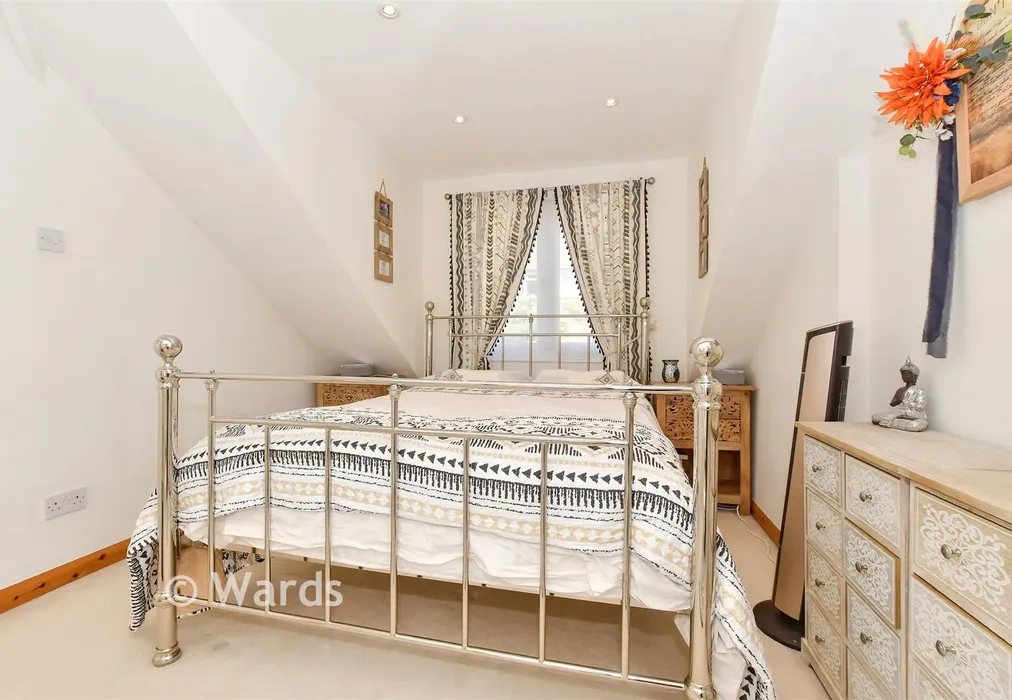 Bedroom 1 - Queens Avenue, Dover, Kent - Wards of Kent