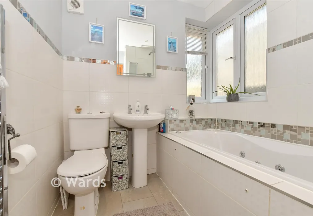 Bathroom - Queens Avenue, Dover, Kent - Wards of Kent