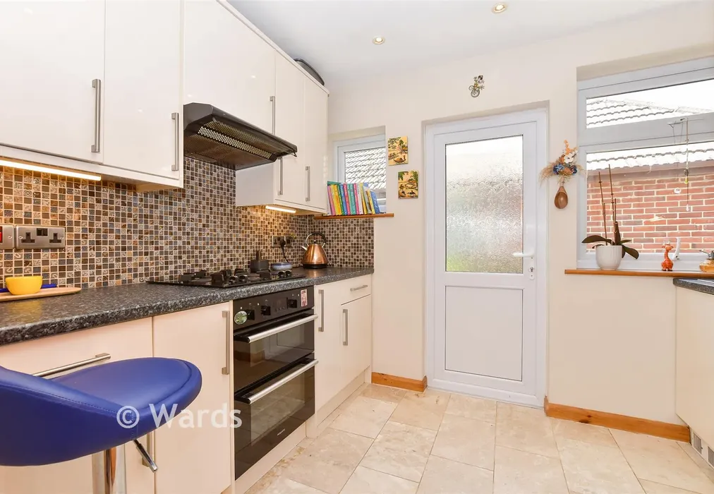 Kitchen - Queens Avenue, Dover, Kent - Wards of Kent