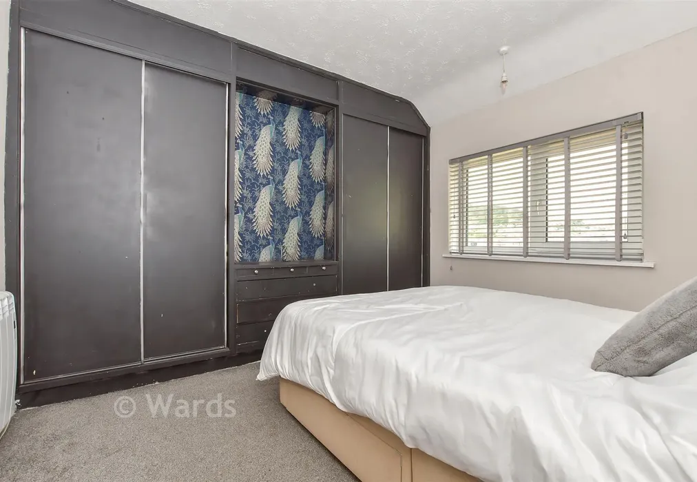Bedroom 1 - Kings Road, Dover, Kent - Wards of Kent