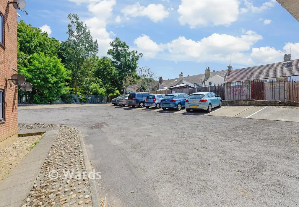 Driveway/Parking - Richmond Road, Gillingham, Kent - Wards of Kent
