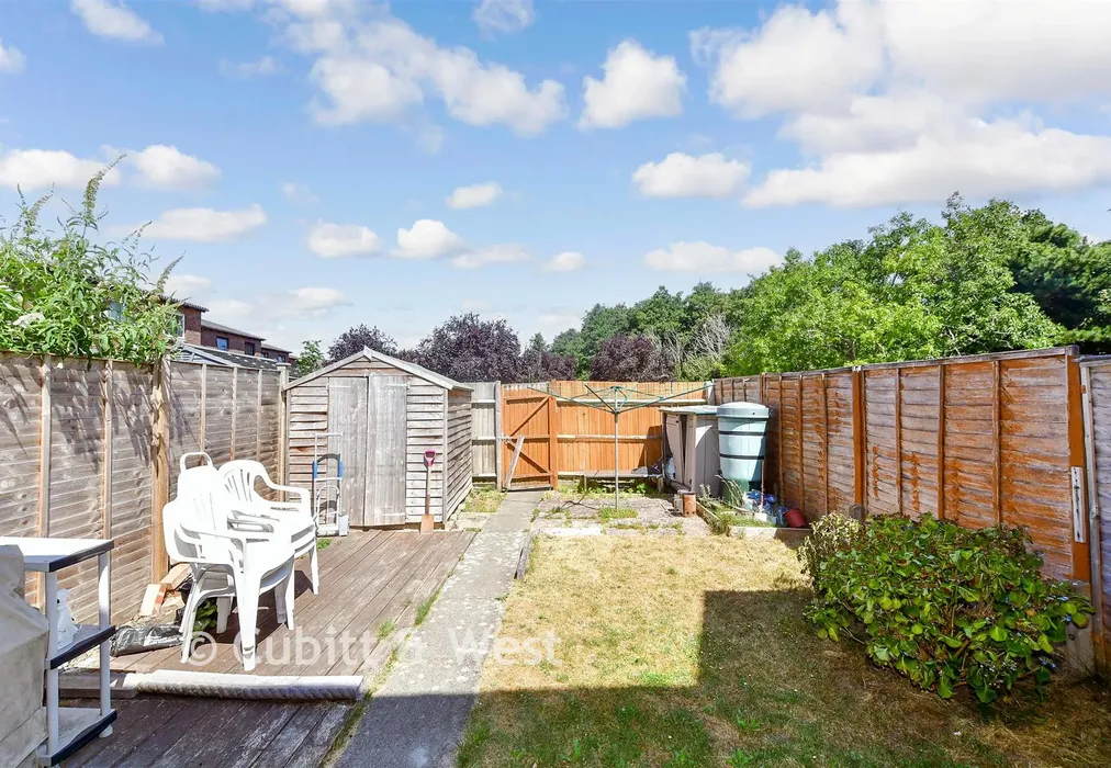 Rear Garden - Osborne Crescent, Chichester, West Sussex - Wards of Kent