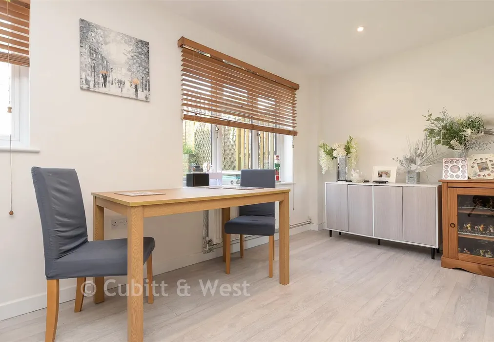 Lounge/Dining Area - Cotton Walk, Broadfield, Crawley, West Sussex - Wards of Kent