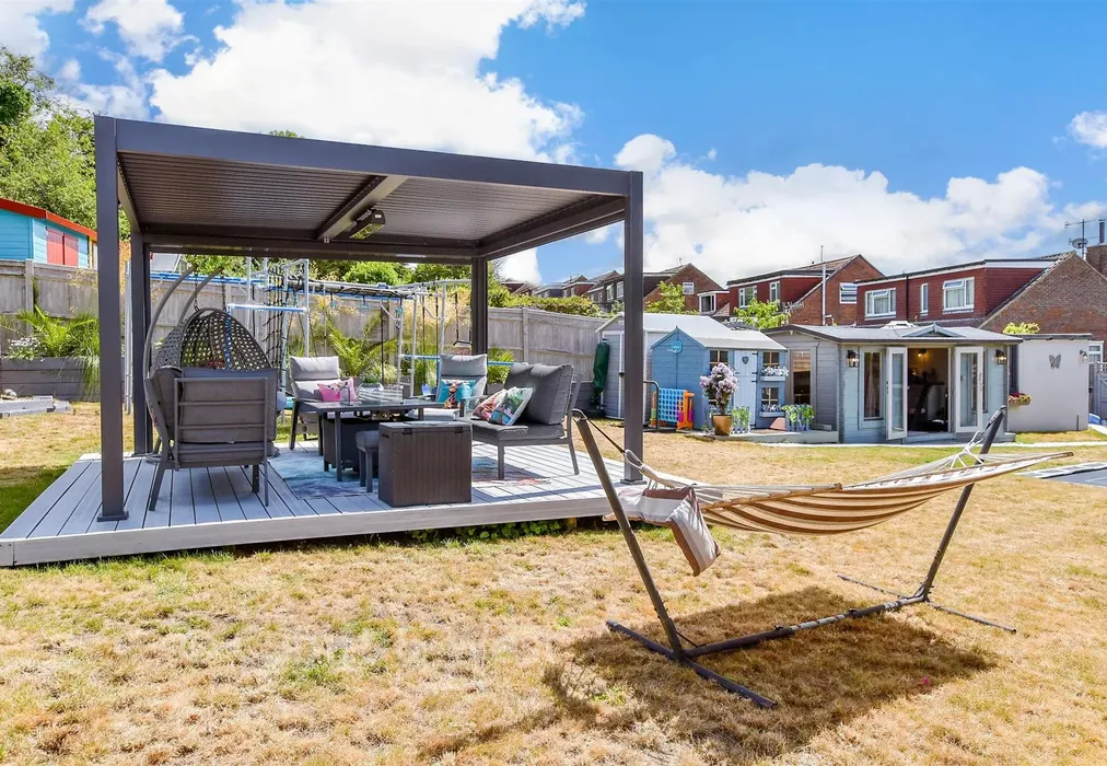 External Feature - Brownleaf Road, Woodingdean, Brighton, East Sussex - Wards of Kent