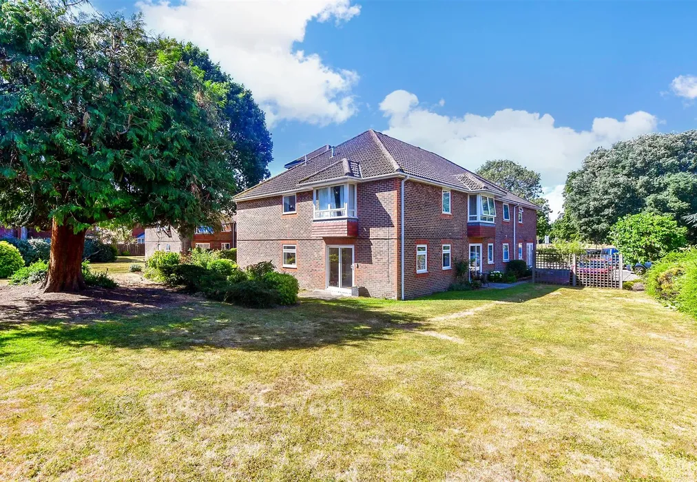 Communal Gardens - Horndean Road, Emsworth, Hampshire - Wards of Kent