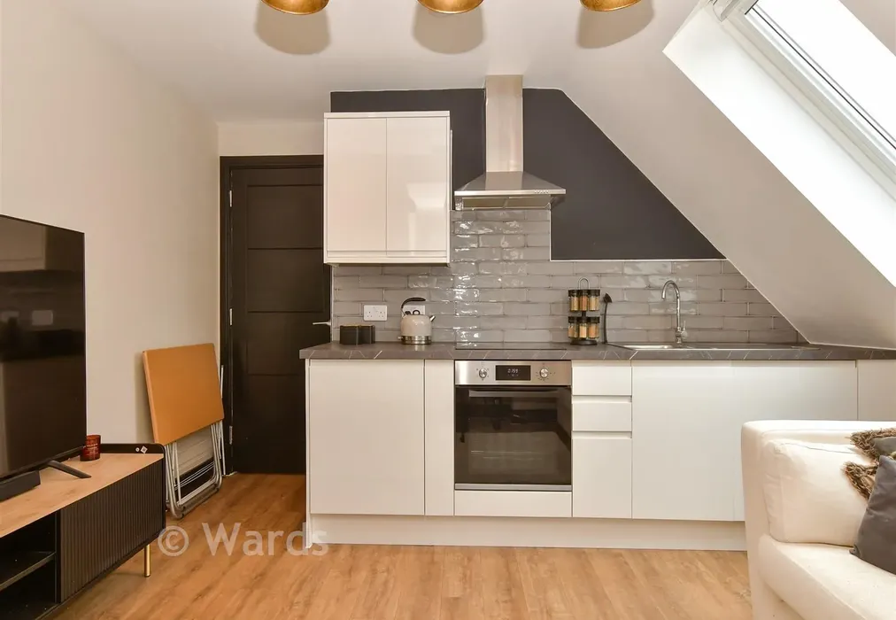 Kitchen - North Ash Road, New Ash Green, Kent - Wards of Kent