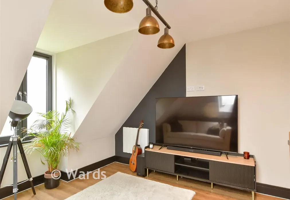 Lounge - North Ash Road, New Ash Green, Kent - Wards of Kent