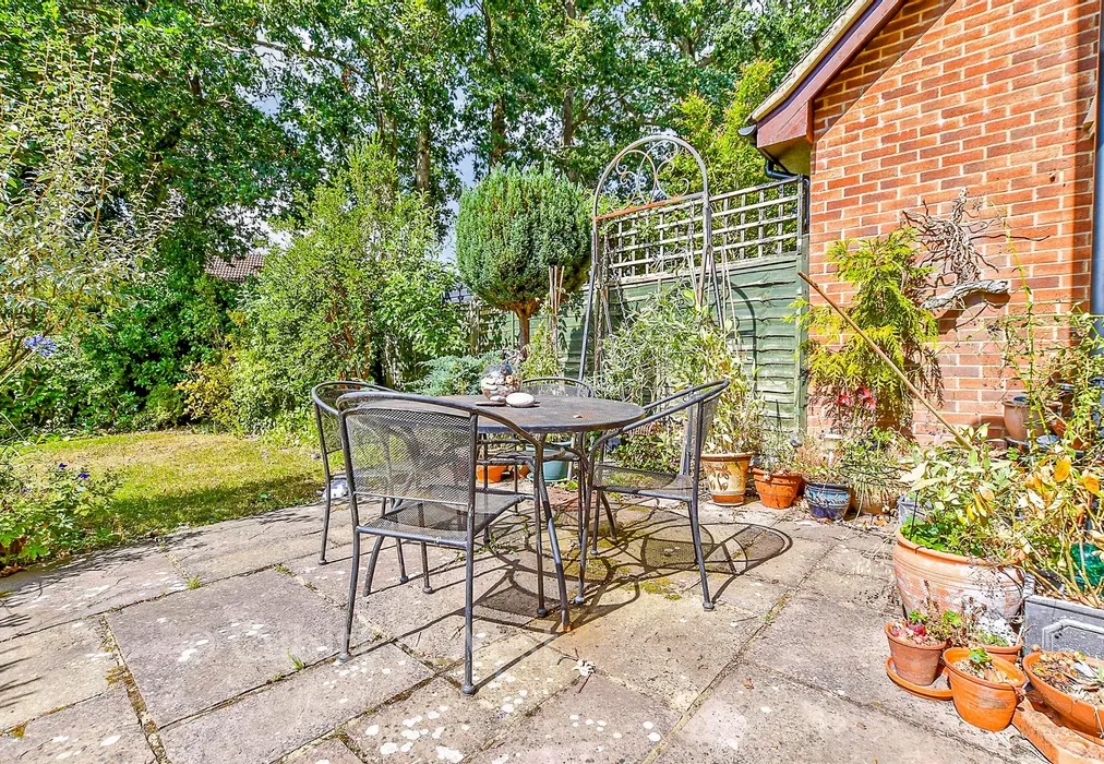 Patio / Decking - Mallard Drive, Ridgewood, Uckfield, East Sussex - Wards of Kent