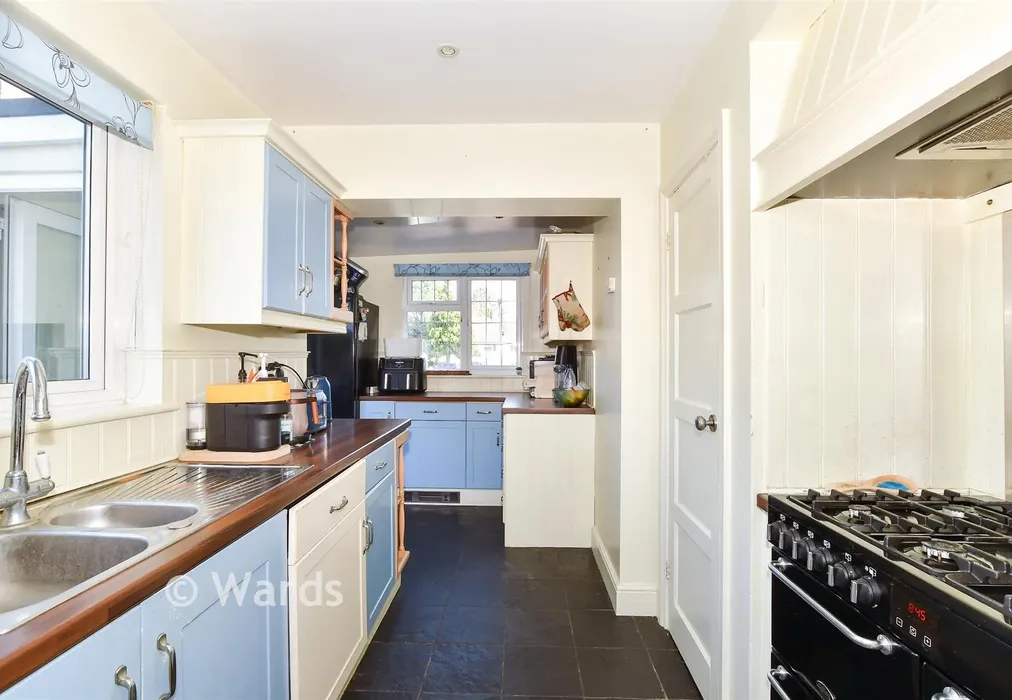 Kitchen - Herts Crescent, Loose, Maidstone, Kent - Wards of Kent