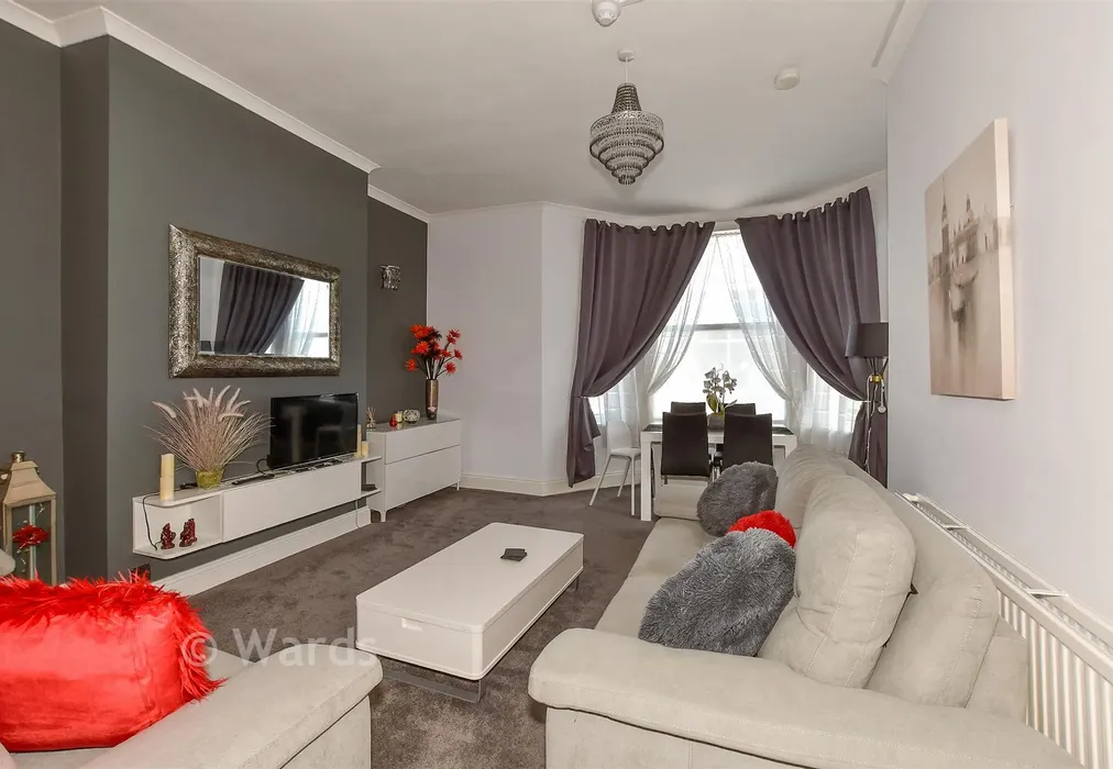 Lounge/Diner - Harold Road, Cliftonville, Kent - Wards of Kent