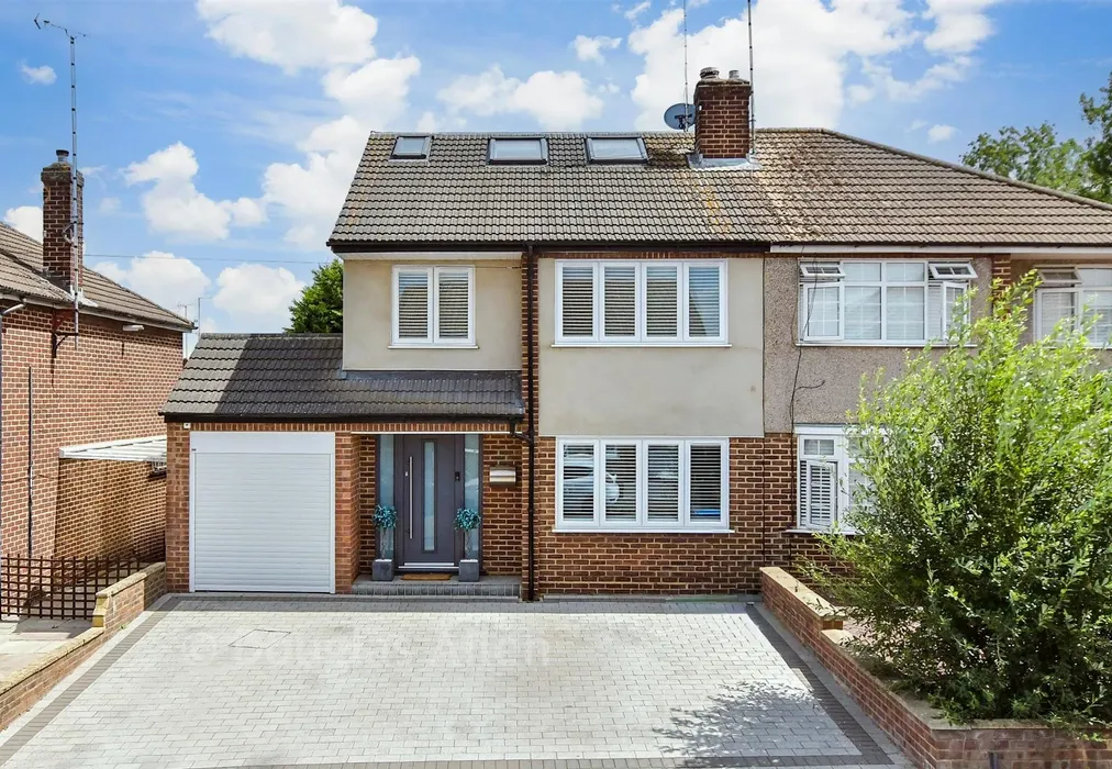 External (Web) - Rosebank, Waltham Abbey, Essex - Wards of Kent