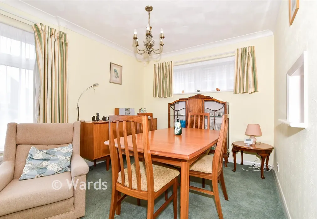 Lounge/Diner - Maxwell Drive, Maidstone, Kent - Wards of Kent