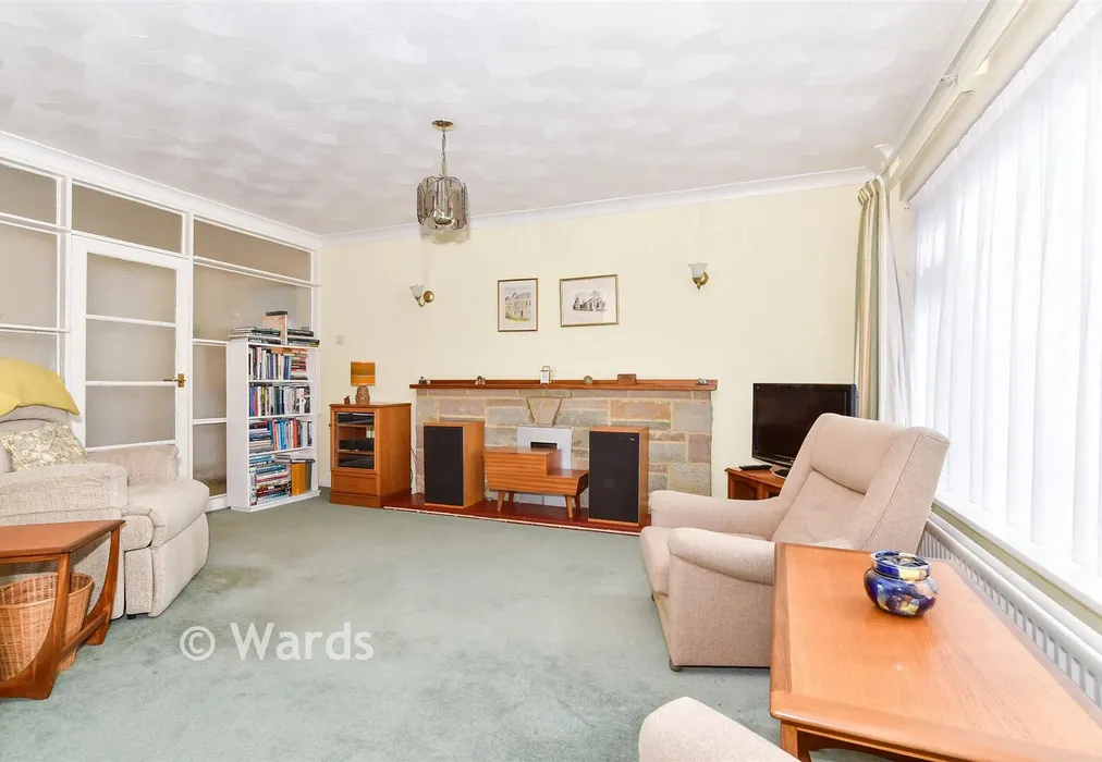 Lounge/Diner - Maxwell Drive, Maidstone, Kent - Wards of Kent