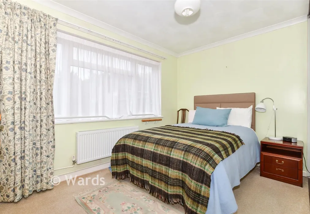 Bedroom 1 - Maxwell Drive, Maidstone, Kent - Wards of Kent