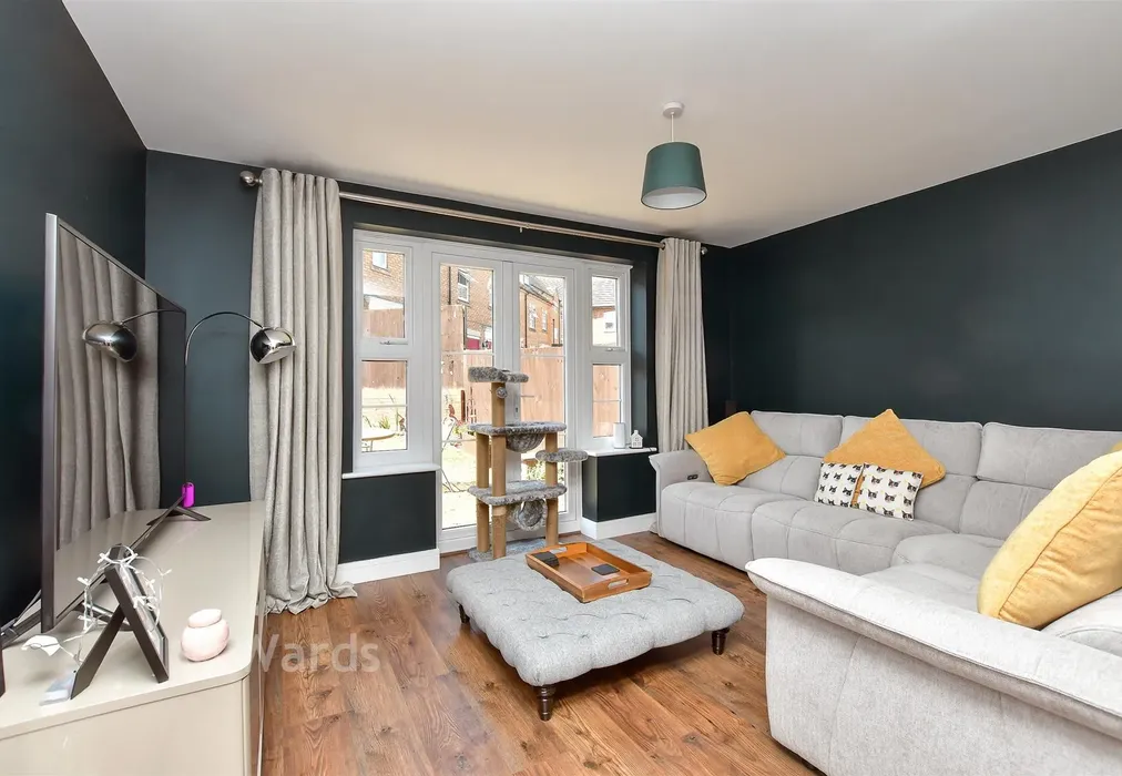 Lounge - Monarch Drive, Kemsley, Sittingbourne, Kent - Wards of Kent