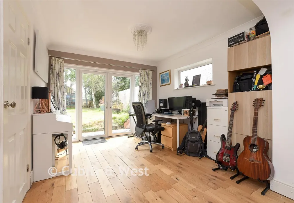 Study - Rusper Road, Horsham, West Sussex - Wards of Kent