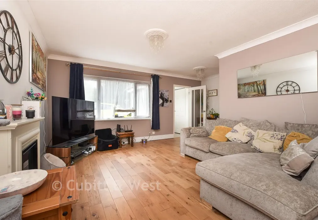 Lounge - Rusper Road, Horsham, West Sussex - Wards of Kent