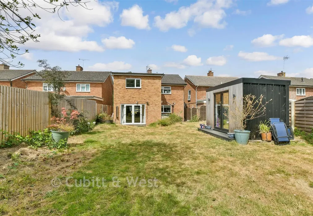 Rear Garden - Rusper Road, Horsham, West Sussex - Wards of Kent