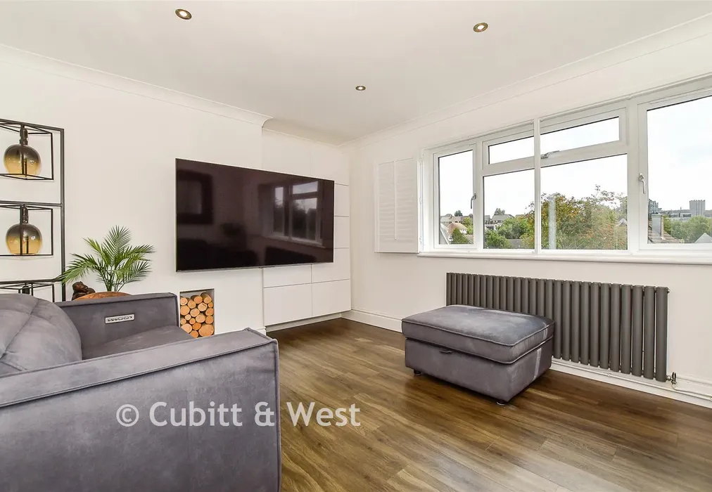 Lounge - Southridge Road, Crowborough, East Sussex - Wards of Kent