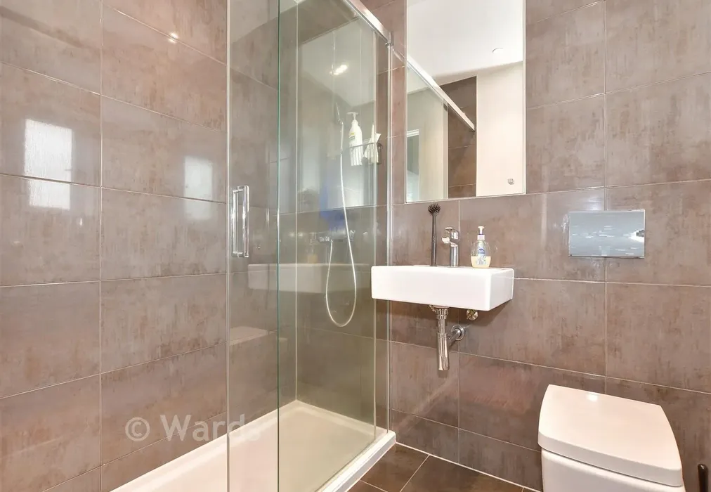 Shower Room - Maccowan Avenue, Snodland, Kent - Wards of Kent