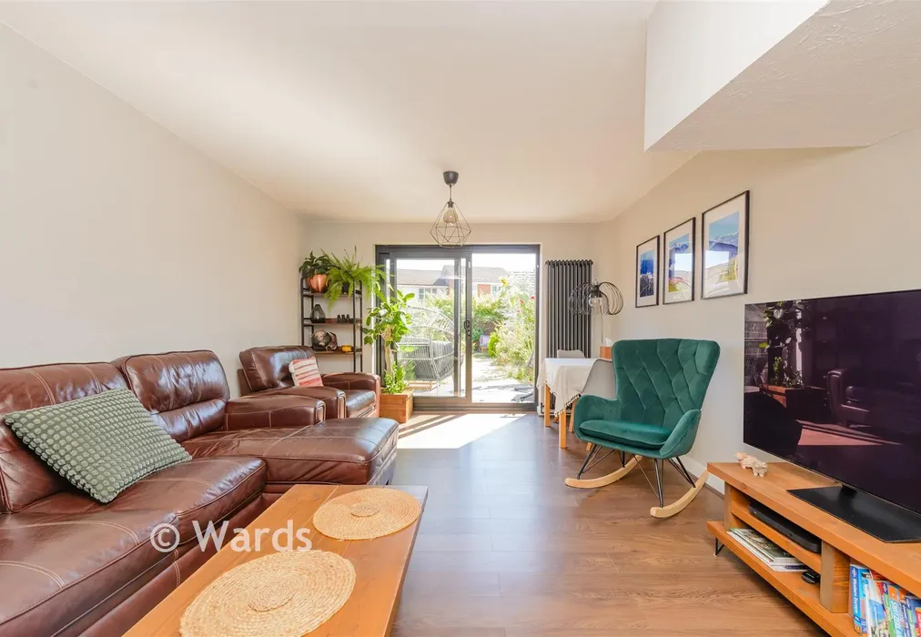 Lounge - Eagles Road, Greenhithe, Kent - Wards of Kent