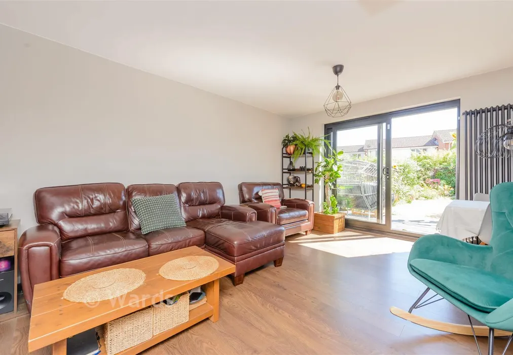 Lounge - Eagles Road, Greenhithe, Kent - Wards of Kent