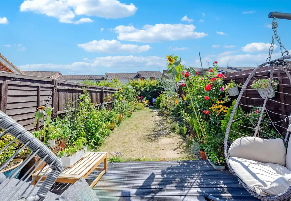 Rear Garden - Eagles Road, Greenhithe, Kent - Wards of Kent