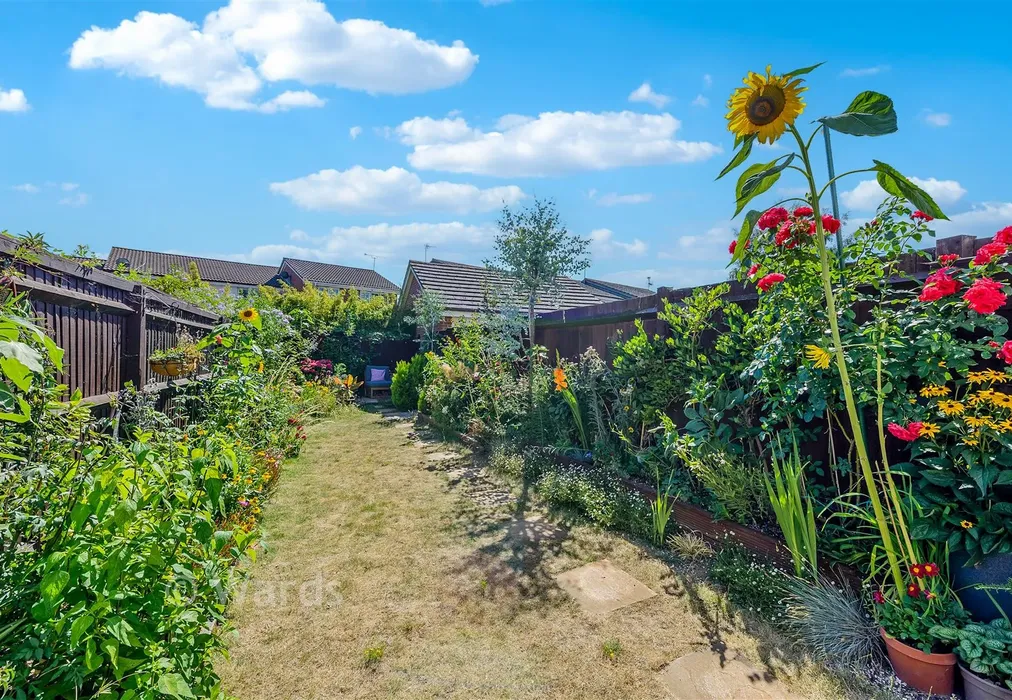 Rear Garden - Eagles Road, Greenhithe, Kent - Wards of Kent
