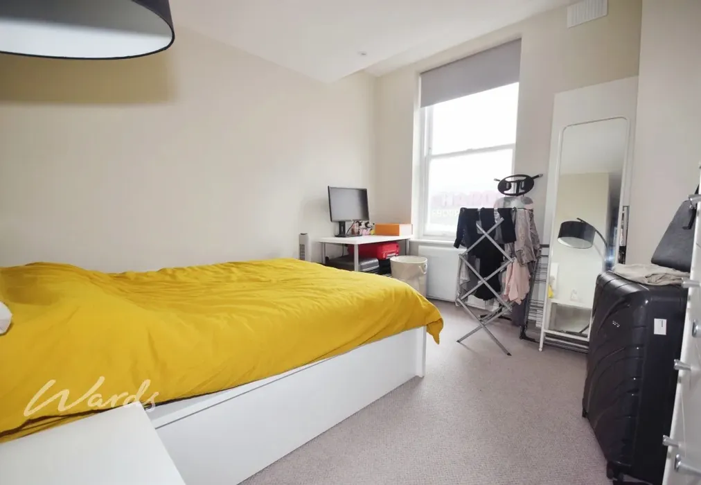 Bedroom - High Street Dartford DA1 - Wards of Kent