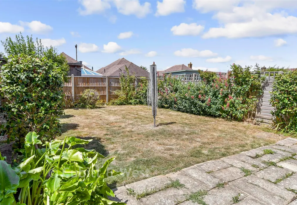 Rear Garden - The Crescent, Lancing, West Sussex - Wards of Kent