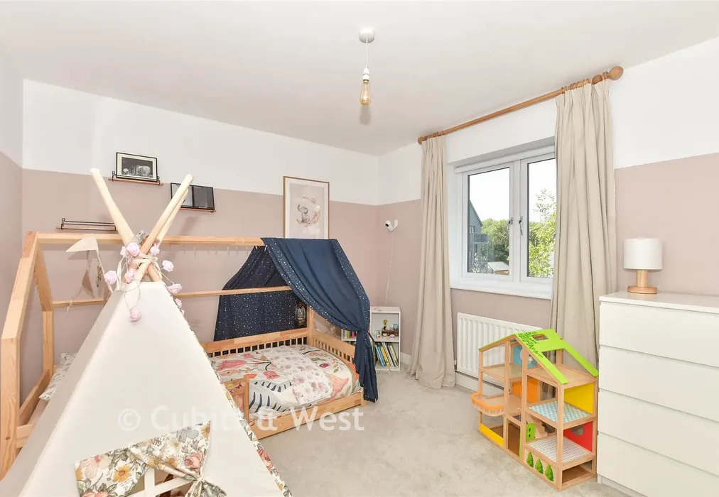 Bedroom 3. - Long Lane, Handcross, Haywards Heath, West Sussex - Wards of Kent