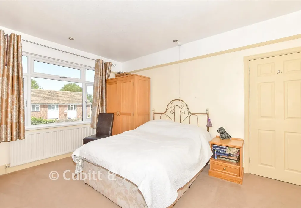 Bedroom 2 - Parklands Avenue, Bognor Regis, West Sussex - Wards of Kent