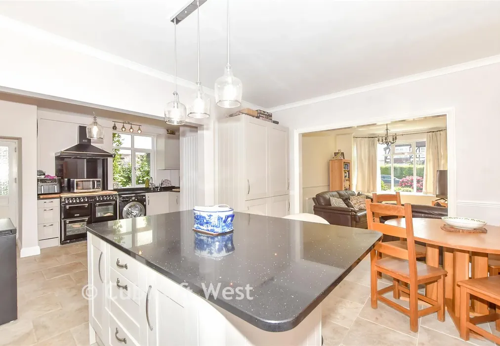 Dining Area - Parklands Avenue, Bognor Regis, West Sussex - Wards of Kent